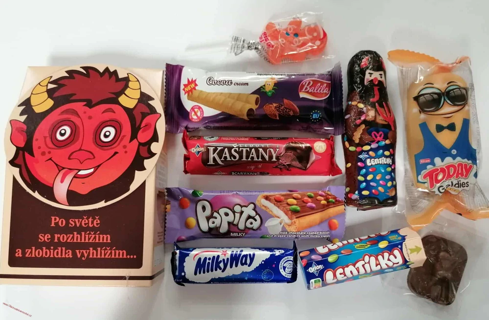 Mikulášská nadílka na výběr Anděl, čert, mikuláš váha cca 370g